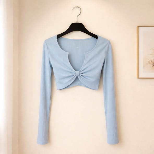 Crop Sweater Size XS - Beauty&Beyond