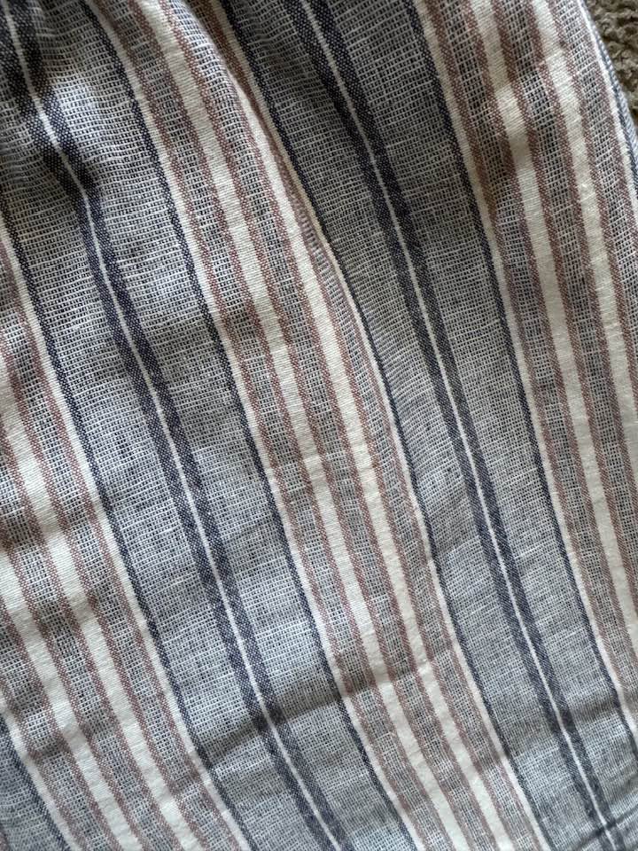 American Eagle Women's Striped Romper Medium Blue Gray Side Pockets Boho Casual