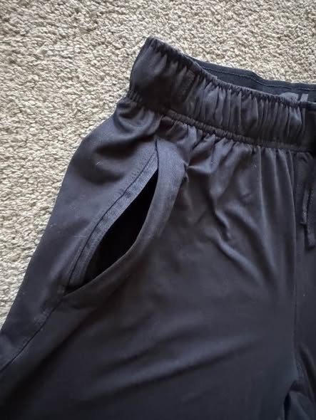 Glacier Performance Men's Black Athletic Shorts Size M Drawstring Pockets