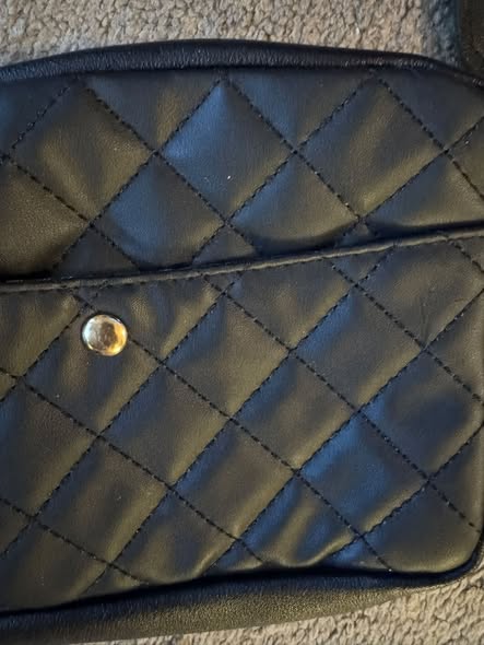 Black Quilted Crossbody Bag Wide Logo Strap Coin Pouch Purse Preowned