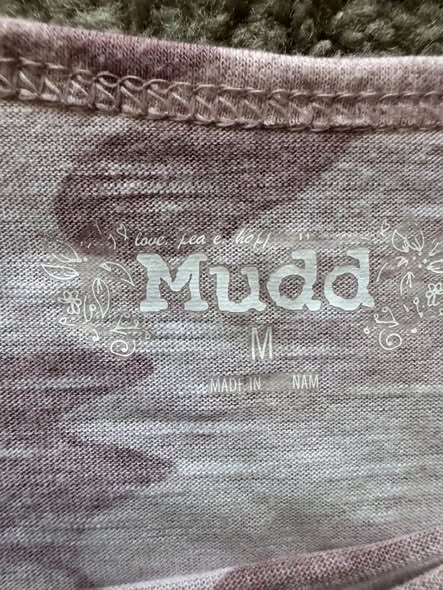 Mudd Women's Pink Camo Long Sleeve T-Shirt Size Medium Soft Casual Top