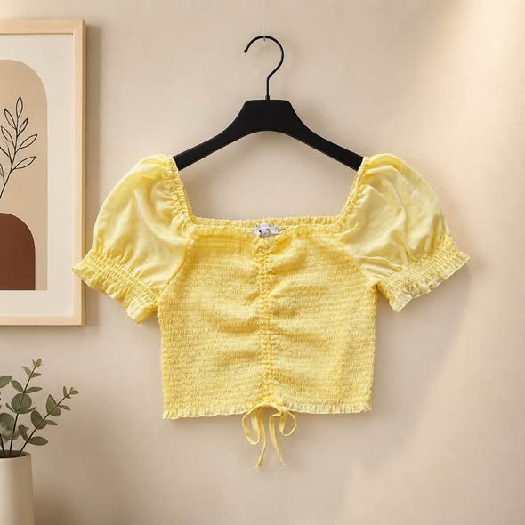 Love Tree Women's Yellow Smocked Puff Sleeve Crop Blouse Size Large New