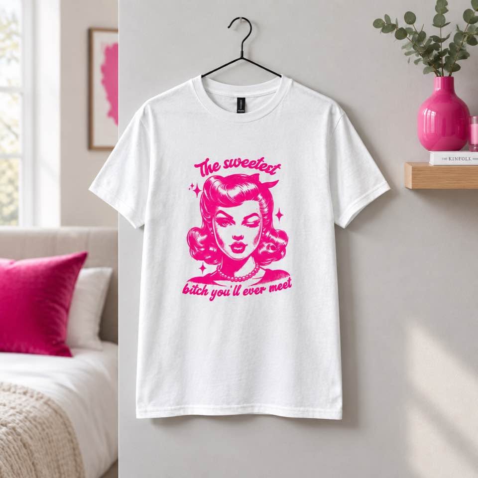 Sweetest But Savage Retro Girl Graphic T-Shirt – Funny Sassy Pink Vintage Tee – Size Small
