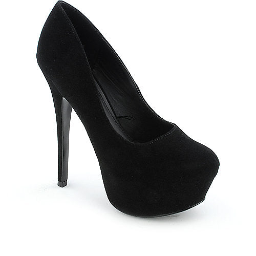 Black Velvet Pump size 5.5