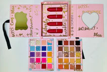 Little Miss 40 Color Eyeshadow with 4 lipsticks Kevin & Coco